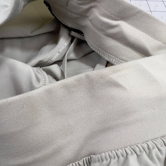 Under Armour Men's Stretch Woven Pants Fitted Sz. S NWOT - Picture 4 of 7